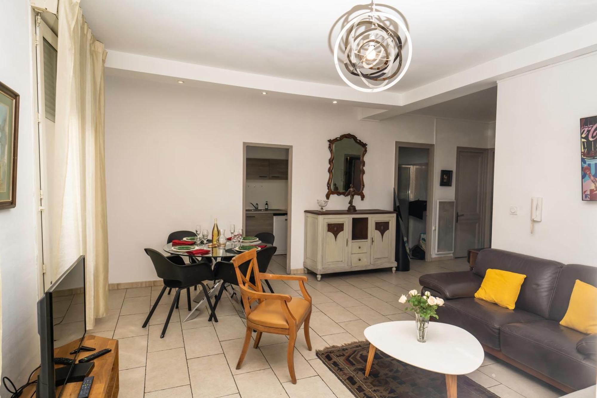 "Belle Etape"-Meuble De Tourisme 3 Etoiles -Residence "Les Logis De Beziers"-Garage Optionnel-Coeur De Ville-Plages A 16Km ! Buitenkant foto